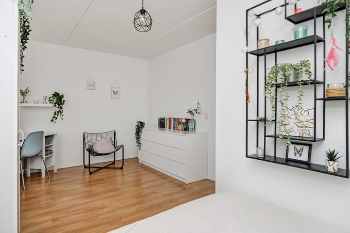 Foto 25 van Schout van Vertaingstraat 11