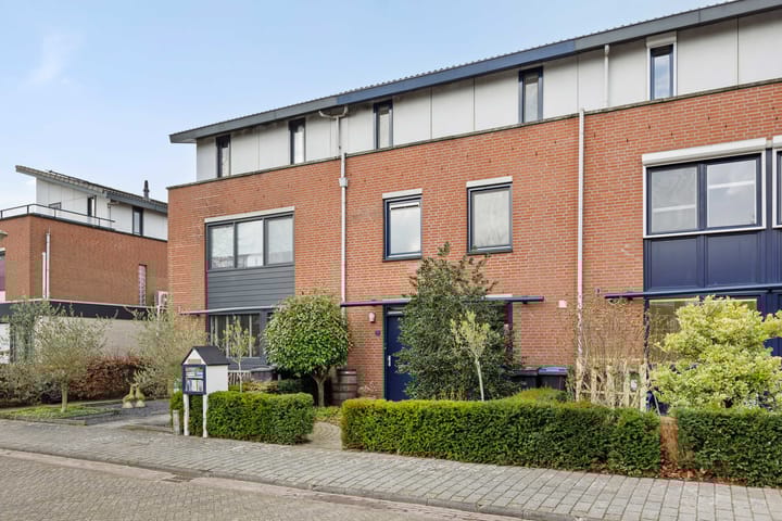 Foto 43 van Schout van Vertaingstraat 11