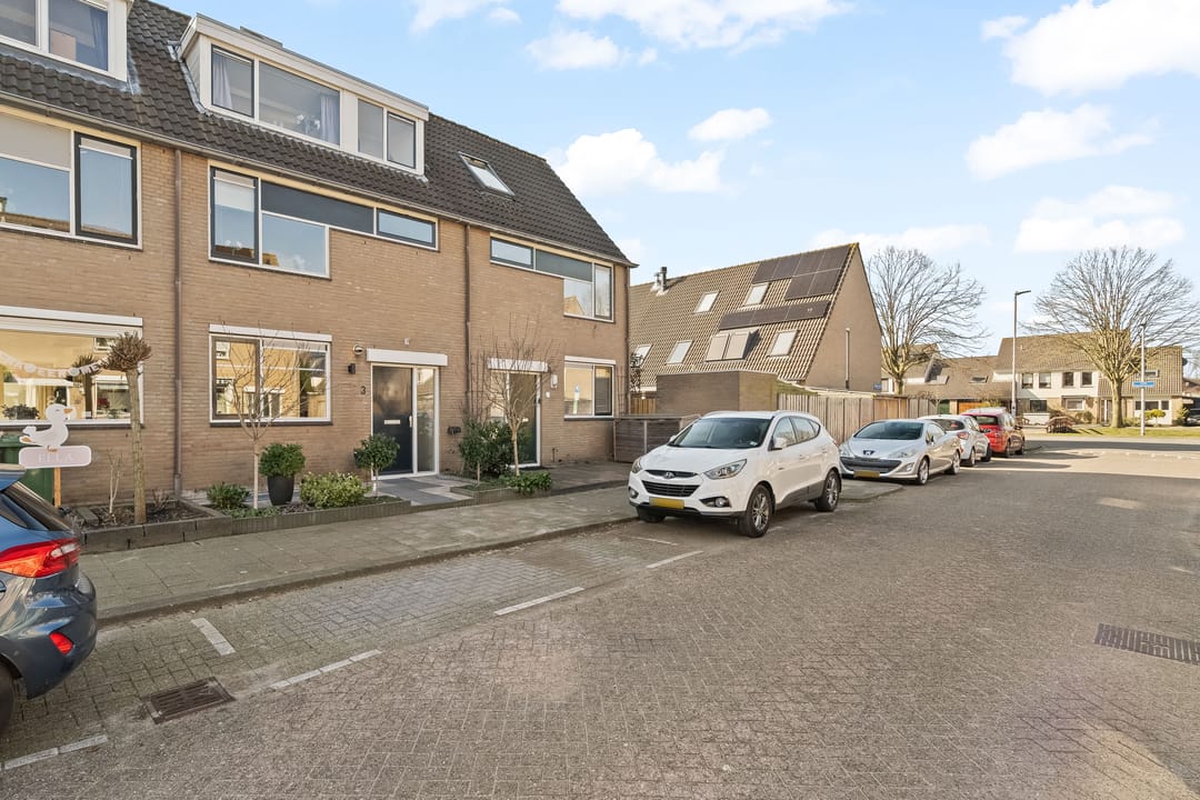 Foto 32 van Max Woiskistraat 3