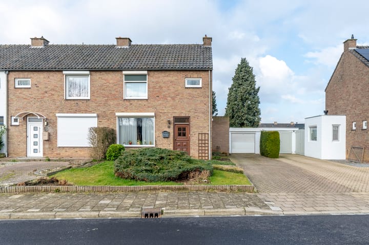 Foto 2 van Kerkvoor 20