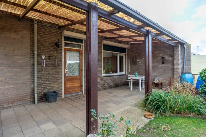 Foto 22 van Kerkvoor 20