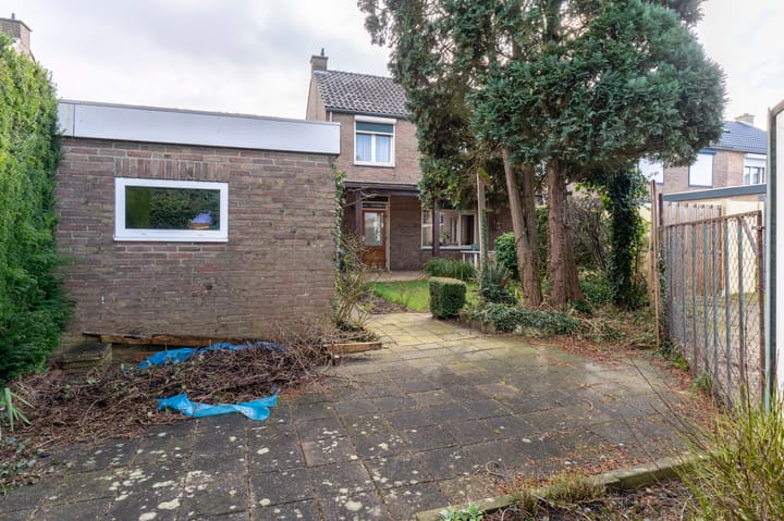 Foto 25 van Kerkvoor 20