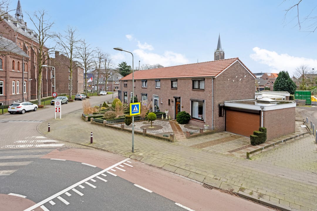 Photo 2 of Eindstraat 43