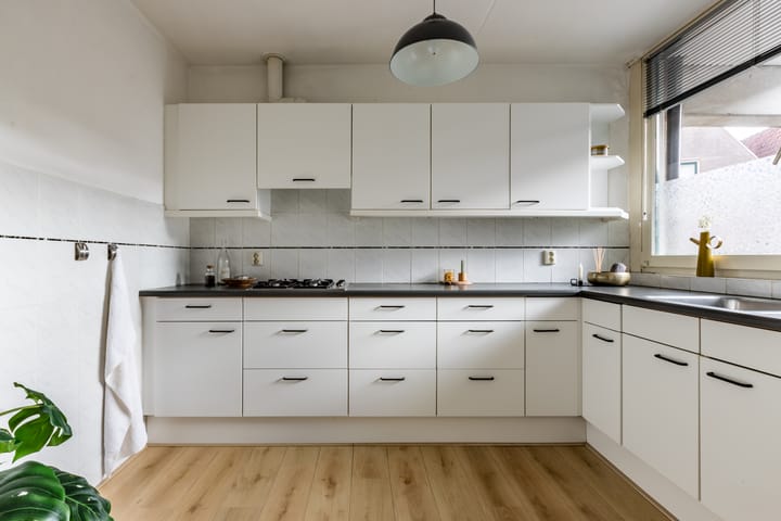 Foto 12 van Canadaplein 15