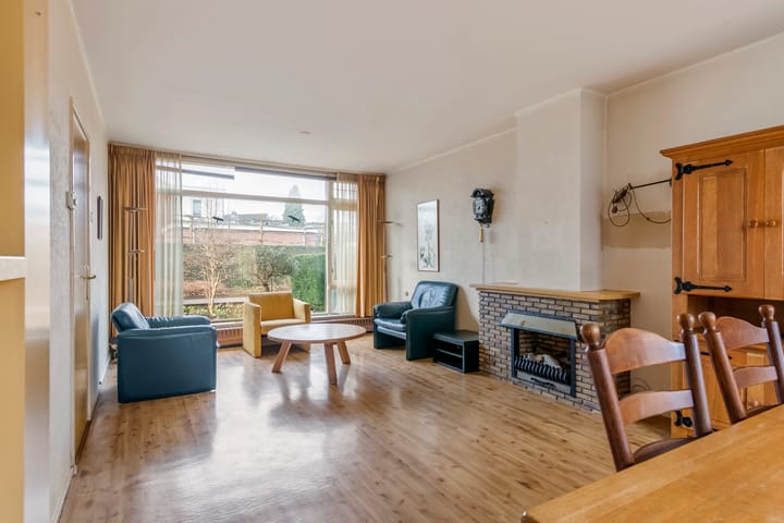 Foto 10 van Julianalaan 26