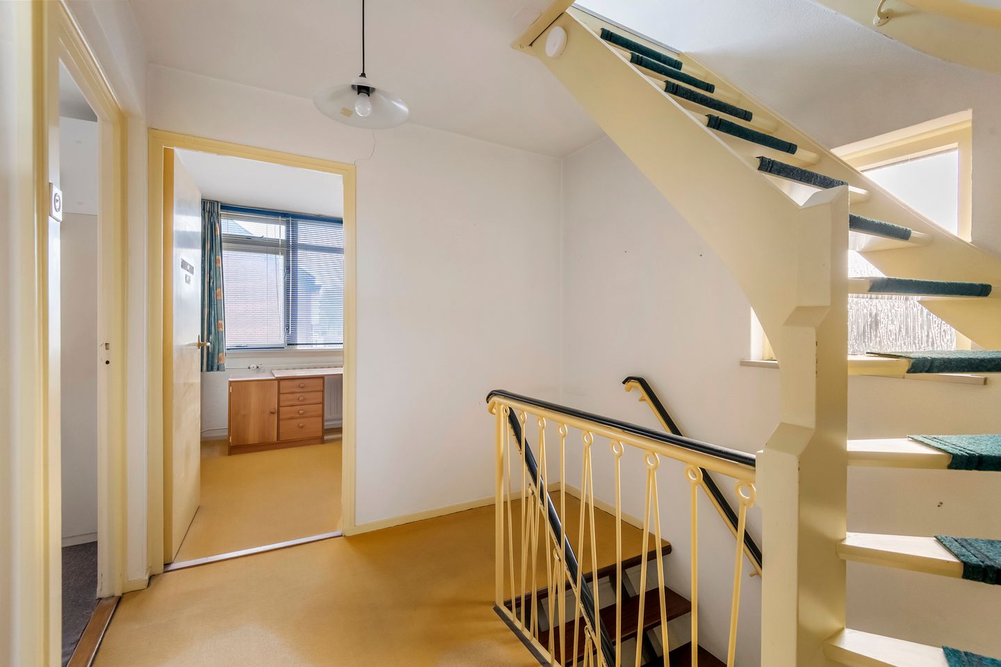 Foto 19 van Julianalaan 26