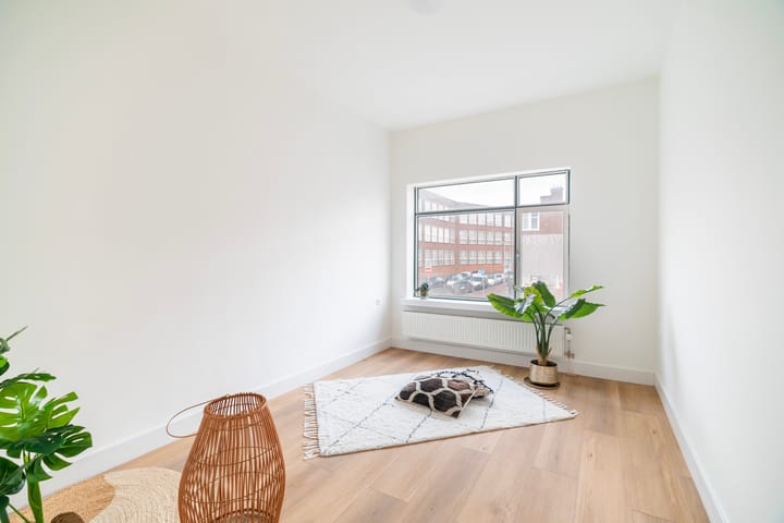 Foto 10 van Veluweplein 46