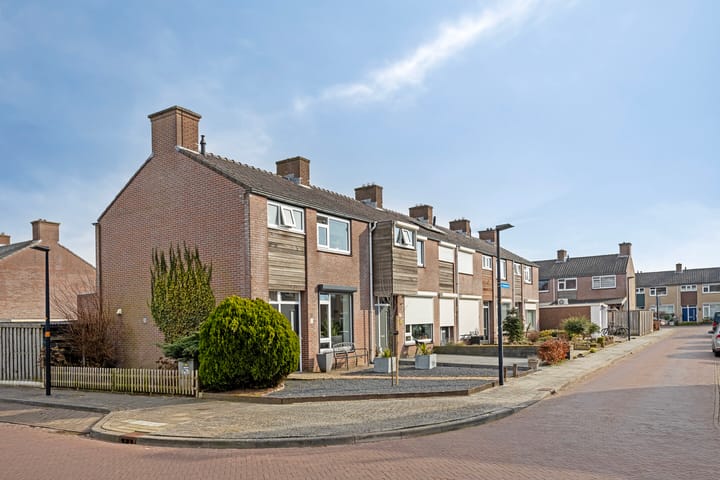 Foto 3 van G.A. Brederostraat 10