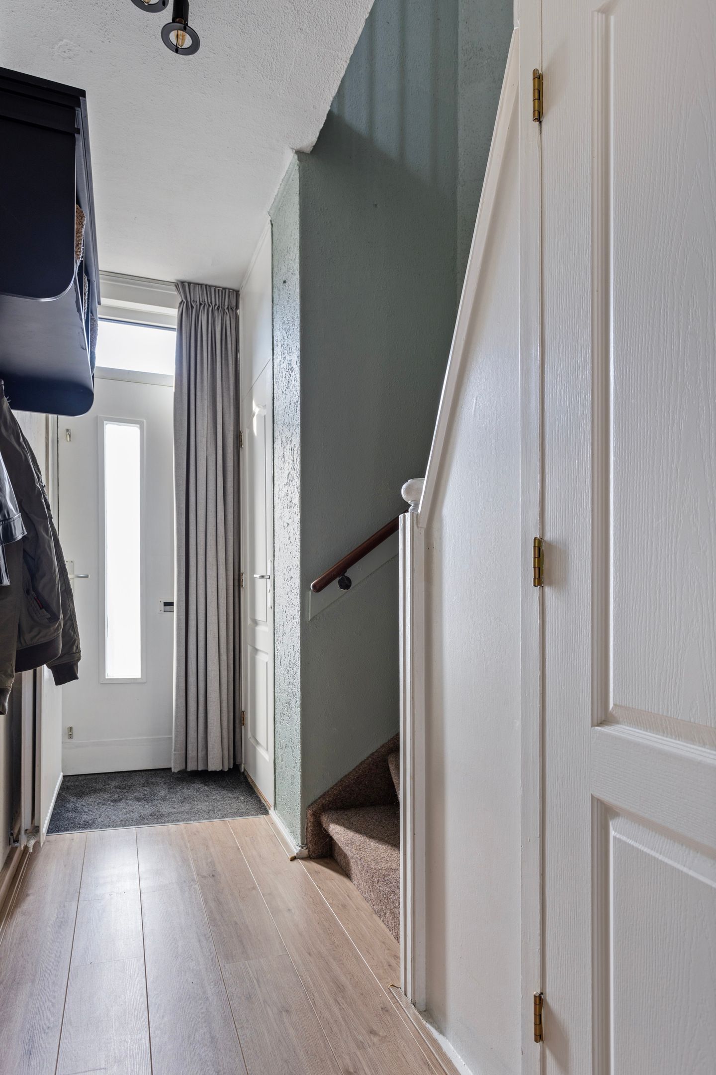 Foto 5 van G.A. Brederostraat 10