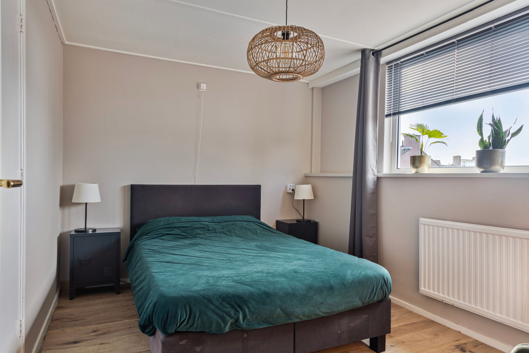 Foto 15 van G.A. Brederostraat 10