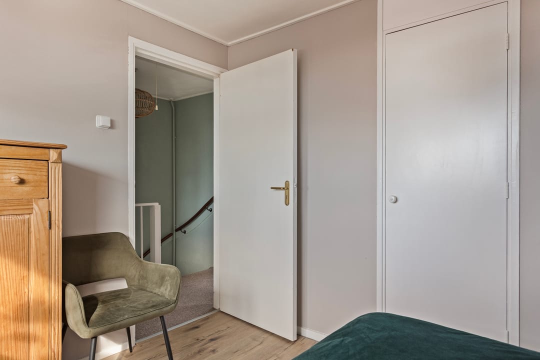 Foto 16 van G.A. Brederostraat 10