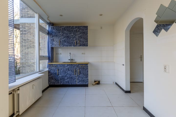 Photo 12 of Colenso 17