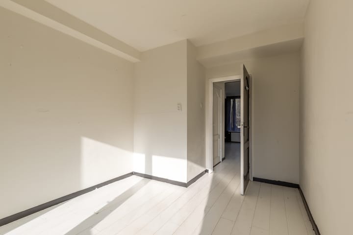 Photo 18 of Colenso 17