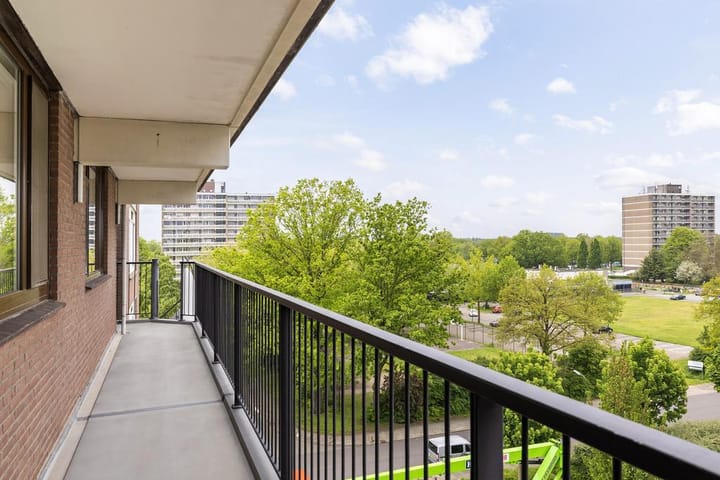 Foto 2 van Prof. dr. J. Tinbergenweg 86