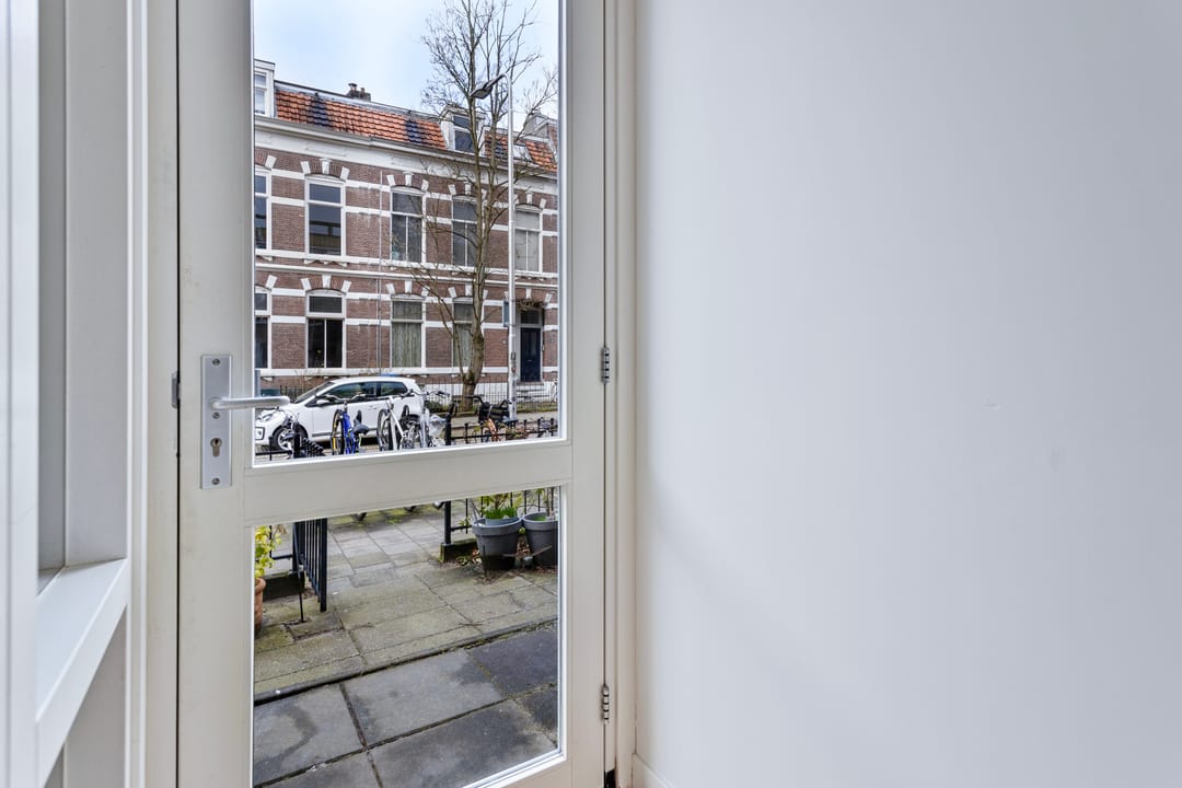 Foto 38 van Jacob Canisstraat 43-A