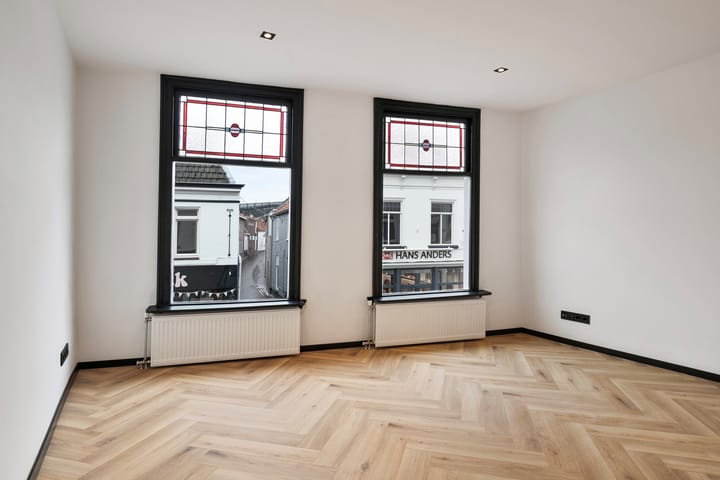 Foto 11 van Korenbeursstraat 3