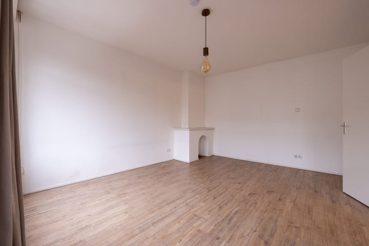 Foto 15 van Calandstraat 28-C