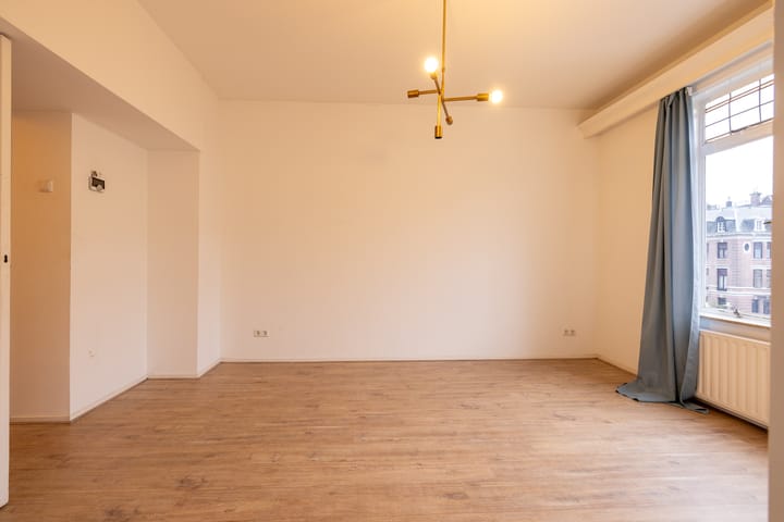 Foto 16 van Calandstraat 28-C