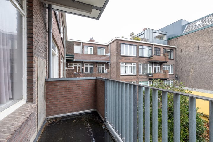 Foto 22 van Calandstraat 28-C