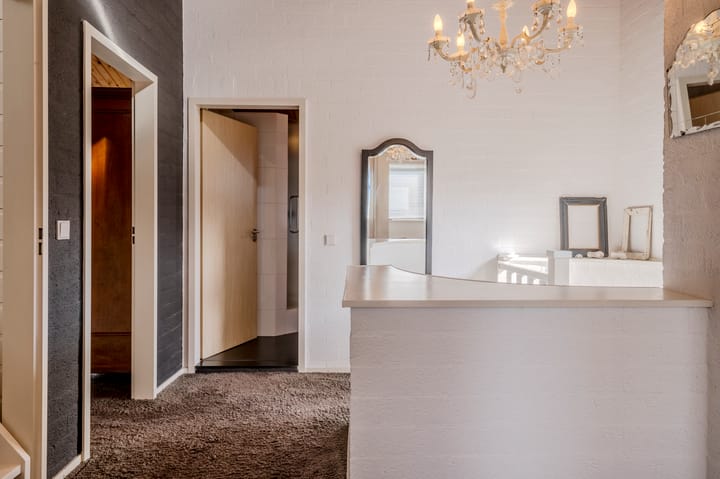 Foto 28 van Jan Tooropstraat 13