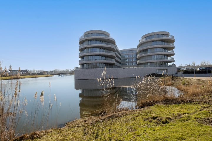 Foto 3 van Van der Duijn van Maasdamweg 668