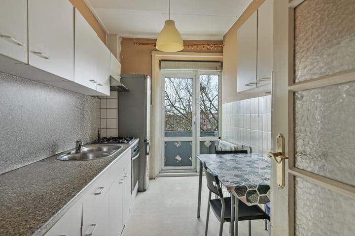 Foto 9 van Wolphaertsbocht 272-C