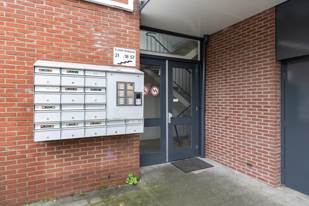 Photo 2 of Planetenbaan 31-C