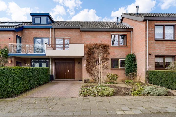 Foto 2 van Meidoorn 72