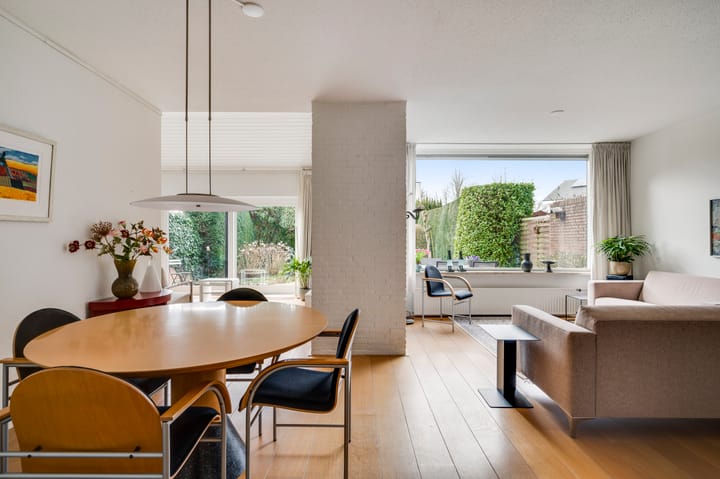 Foto 8 van Meidoorn 72