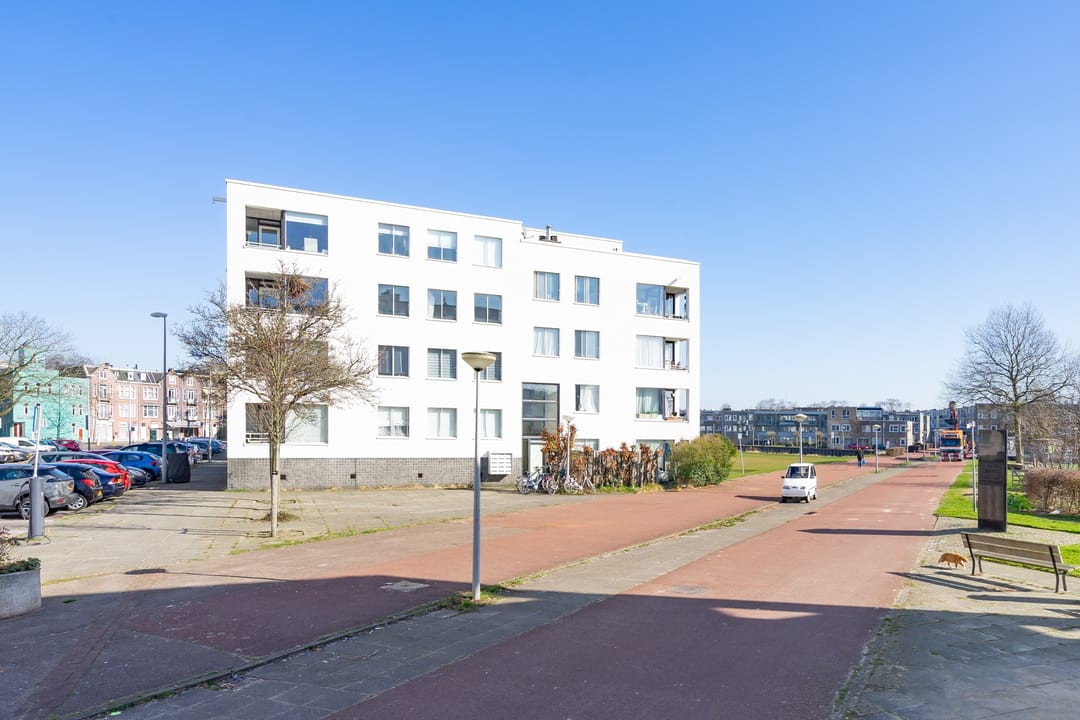 Foto 2 van IJplein 233