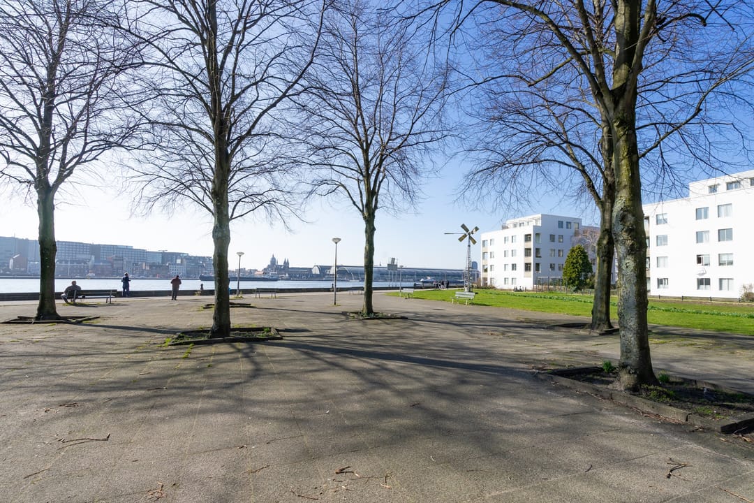 Foto 26 van IJplein 233