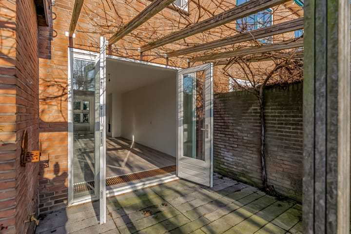 Foto 72 van Prins Bernhardstraat 14