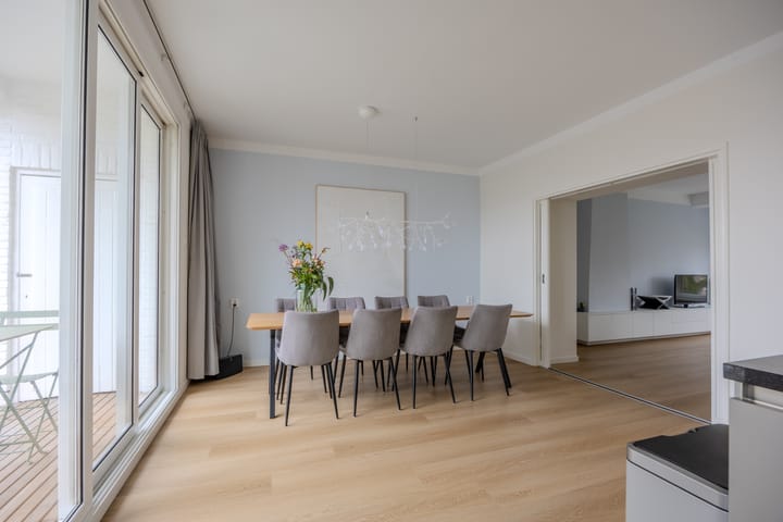 Photo 13 of van Nispenstraat 204