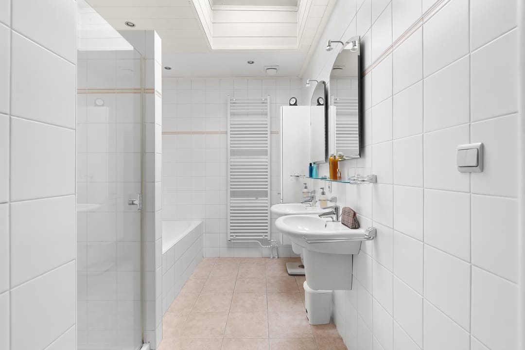 Photo 23 of Plein 42