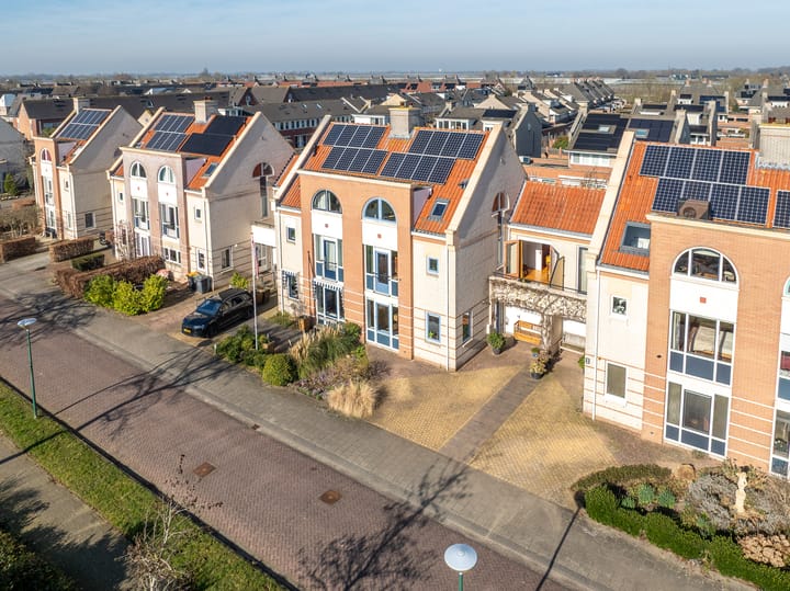 Foto 83 van Bacchus 10