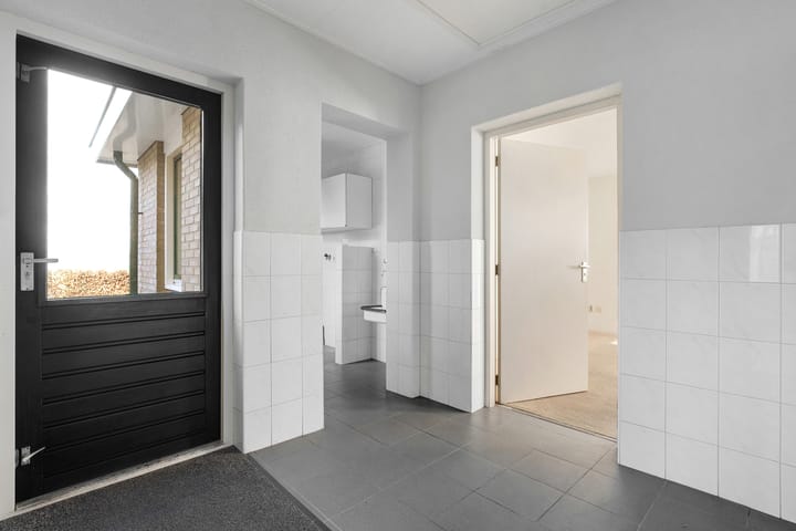 Foto 24 van Armweide 37-A