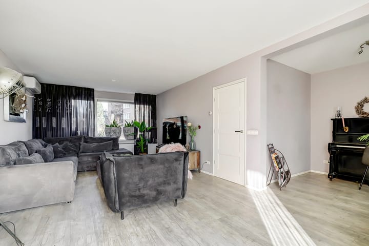 Foto 12 van Grotestraat 177