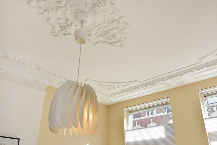 Foto 29 van Rijklof van Goensstraat 8