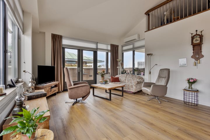 Foto 5 van Kamp 11 65