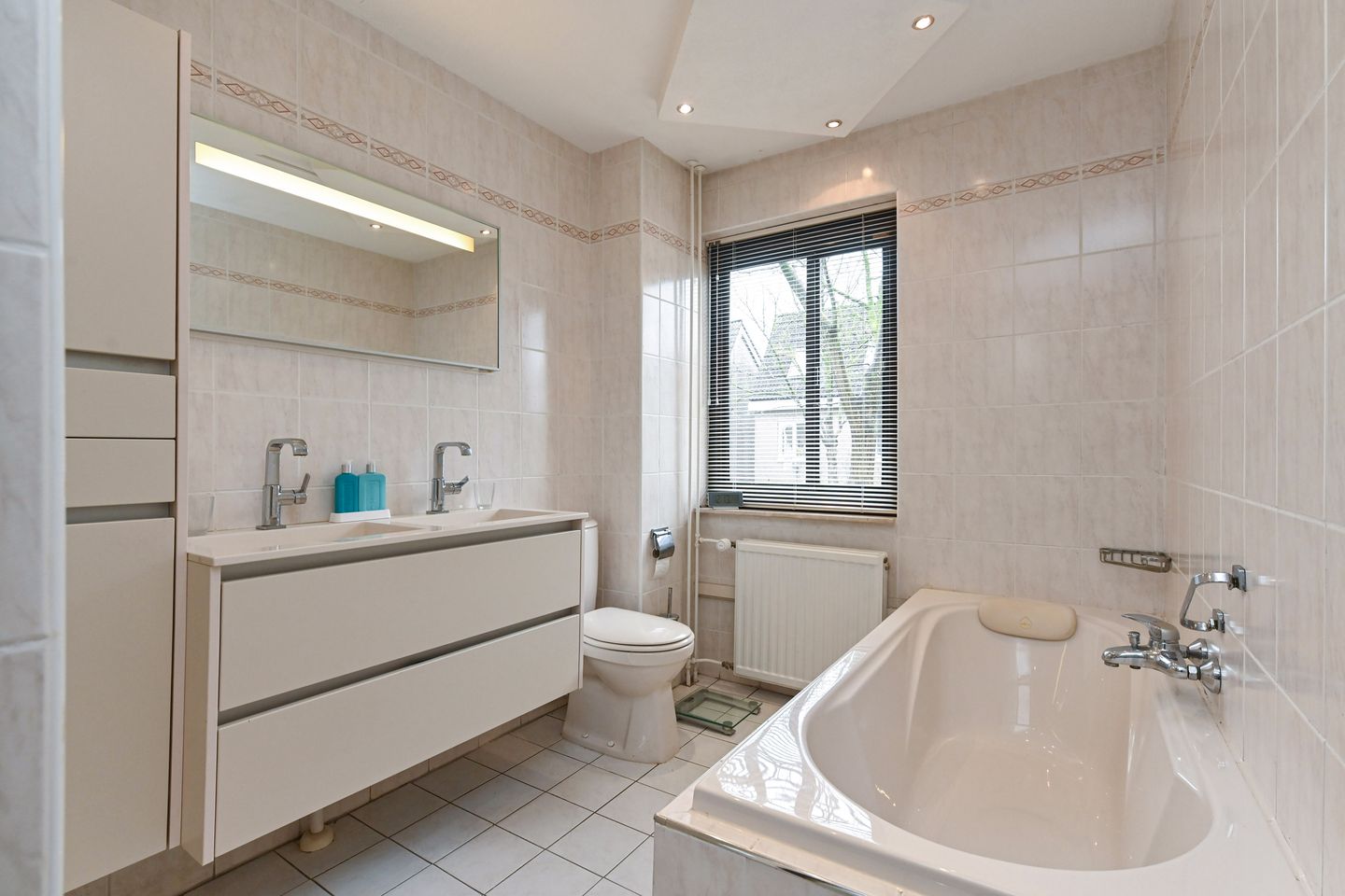 Photo 29 of Kadelaan 104