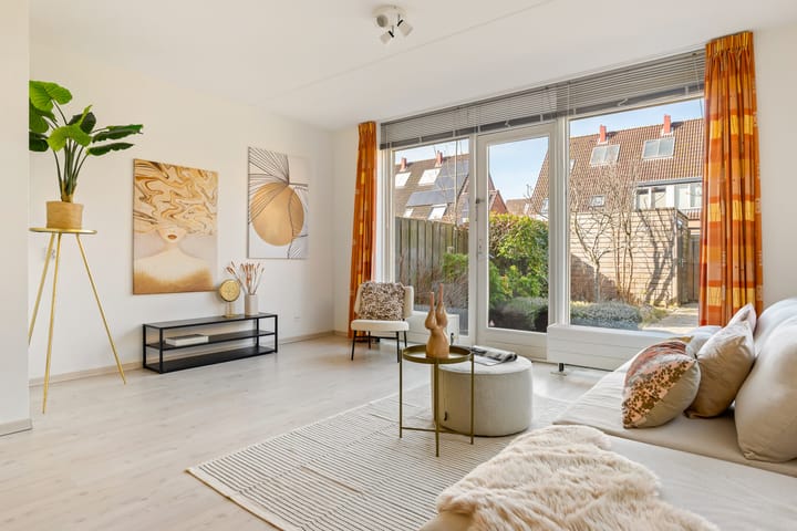 Foto 2 van Obelisk 40