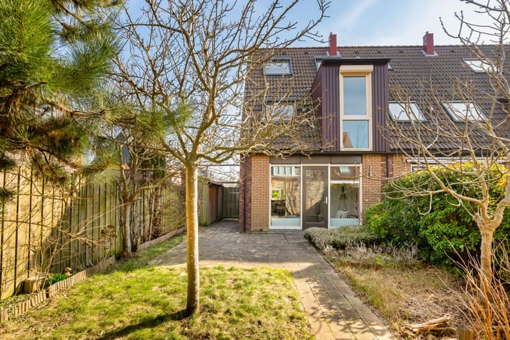 Foto 5 van Obelisk 40