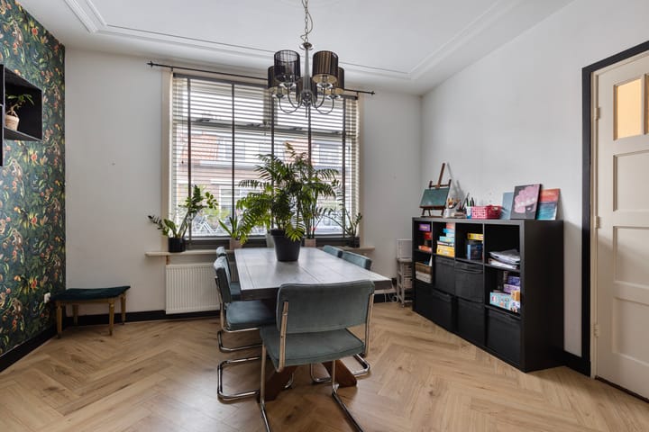 Foto 6 van Post van der Burgstraat 21