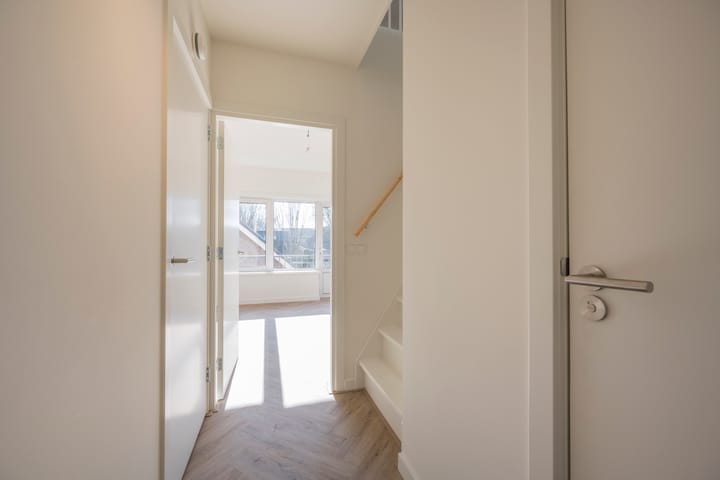 Foto 5 van Van Tuyllstraat 8-A