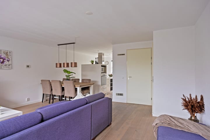 Foto 5 van Bisonstraat 21