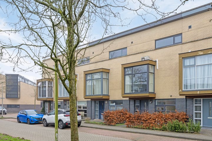 Foto 2 van Bisonstraat 21