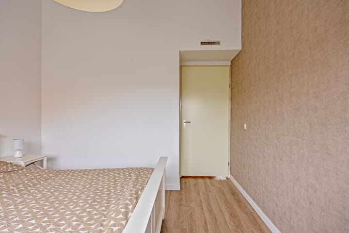 Foto 19 van Bisonstraat 21