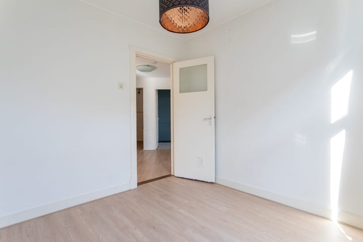 Foto 7 van Douzastraat 35