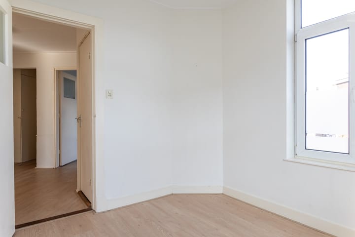 Foto 18 van Douzastraat 35