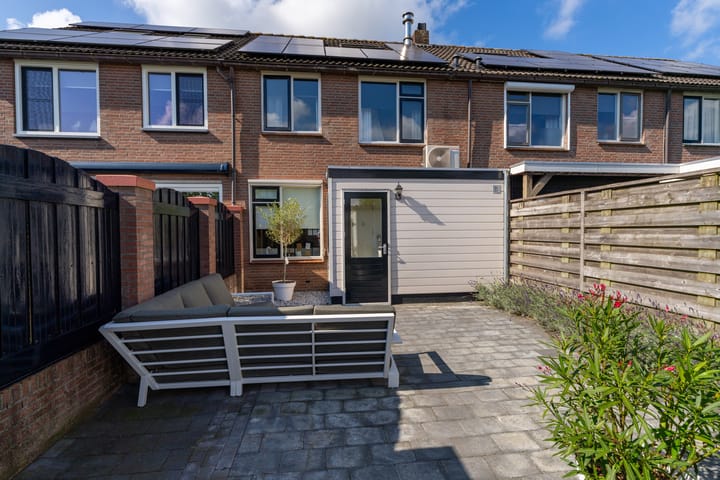 Foto 2 van Vuurdoorn 5